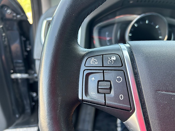 Volvo V60 17 of 30