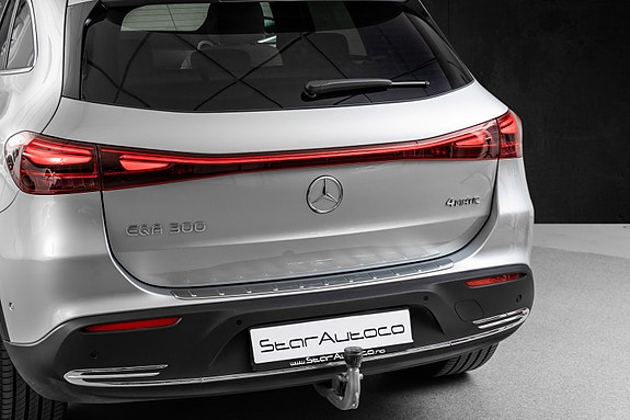 Mercedes-Benz EQA300 6 of 30