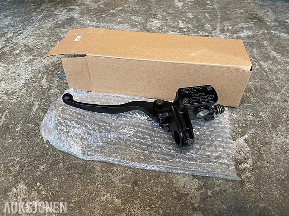 Polaris Magnum 325 16 of 24