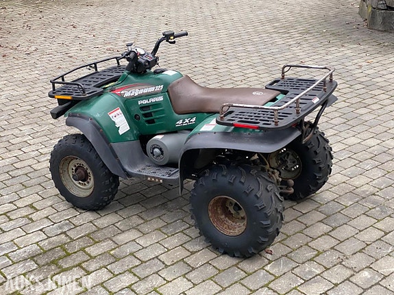 Polaris Magnum 325 2 of 24