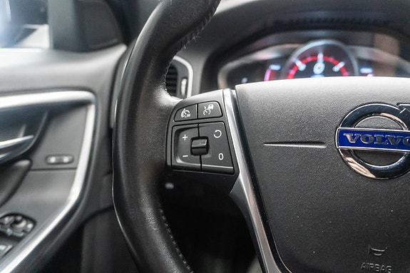 Volvo V60 22 of 30