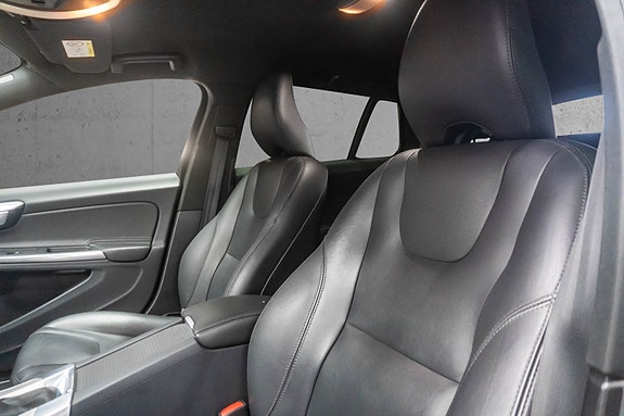 Volvo V60 12 of 30