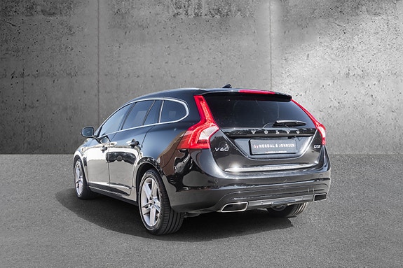 Volvo V60 7 of 30