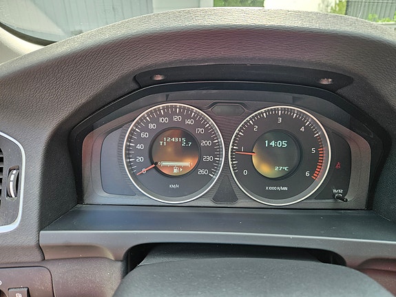 Volvo V60 12 of 18