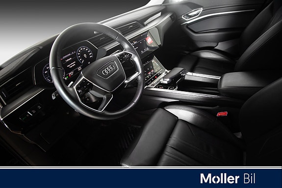 Audi e-tron 9 of 30