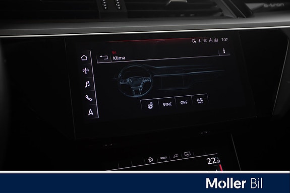 Audi e-tron 24 of 30