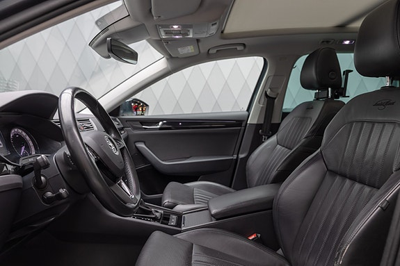 Skoda Superb 17 of 25