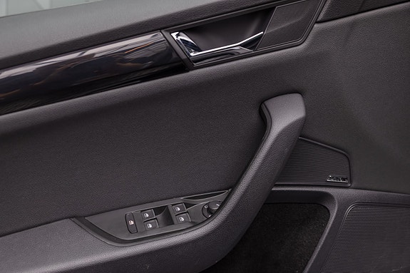 Skoda Superb 13 of 25