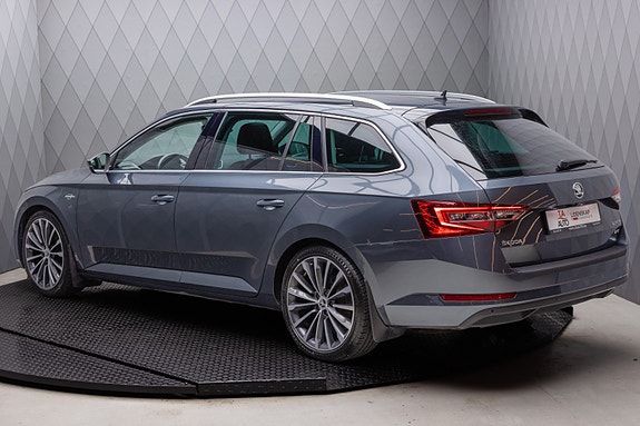 Skoda Superb 8 of 25