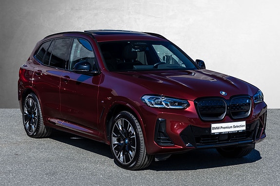 BMW iX3