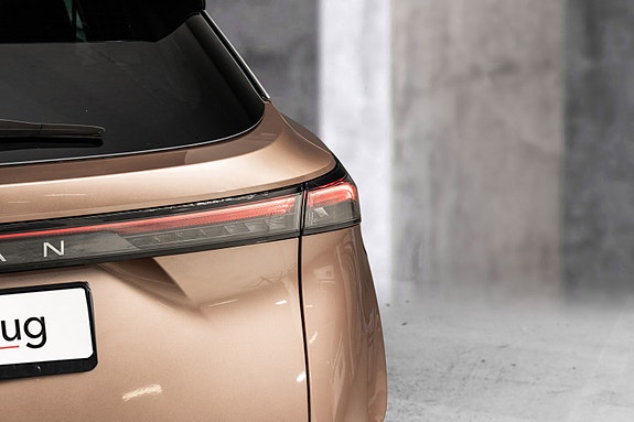 Nissan Ariya 8 of 30