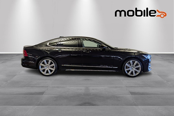 Volvo S90 4 of 30