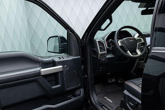 Ford F-150 17 of 30