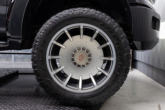 Ford F-150 9 of 30