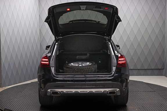 Mercedes-Benz GLA 10 of 25