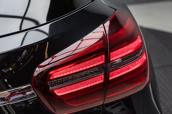 Mercedes-Benz GLA 6 of 25