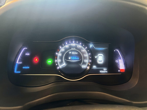Hyundai Kona 12 of 28