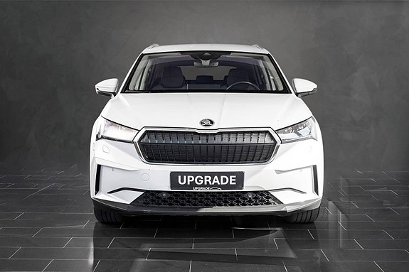 Skoda Enyaq 3 of 26