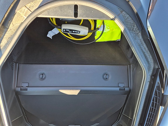 BMW i8 22 of 22