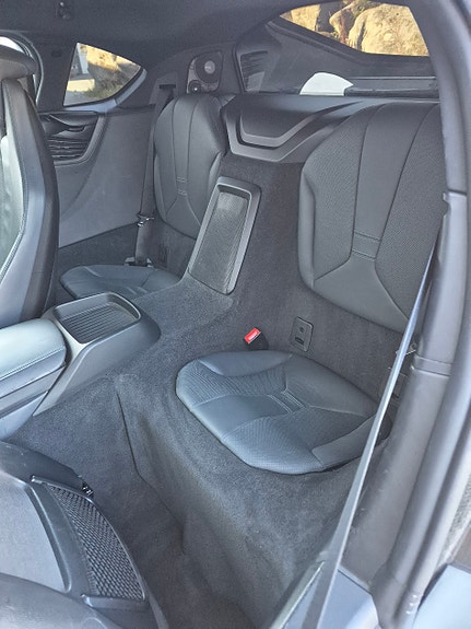 BMW i8 13 of 22