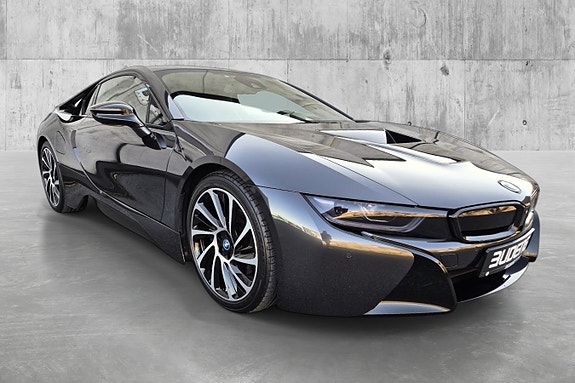 BMW i8 5 of 22