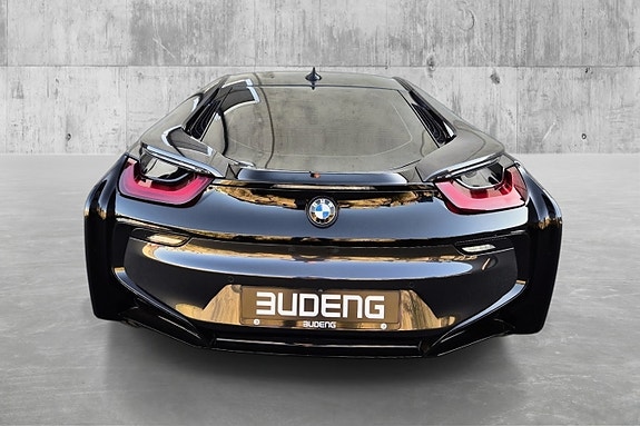 BMW i8 8 of 22