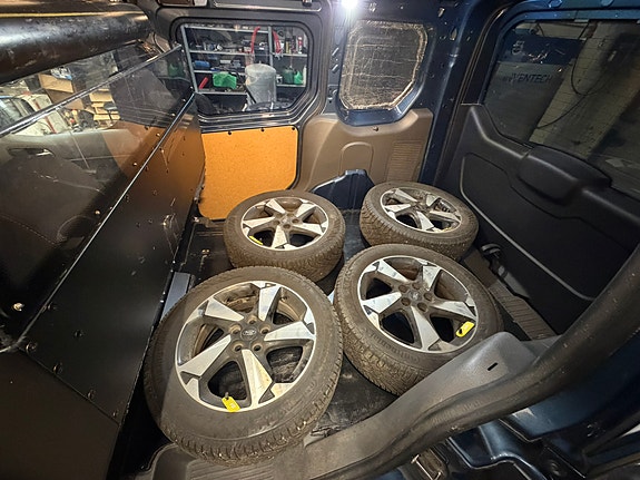 Ford Transit Connect 19 of 19
