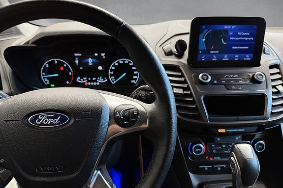 Ford Transit Connect 15 of 19