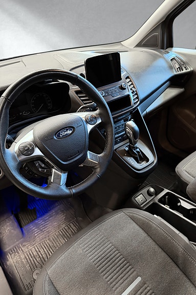 Ford Transit Connect 14 of 19
