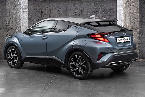 Toyota C-HR 5 of 25