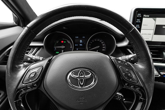 Toyota C-HR 19 of 25