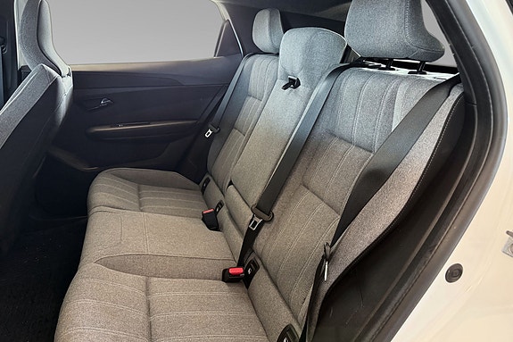 Renault Scenic E-Tech 22 of 23