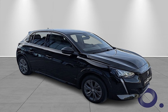 Peugeot e-208 7 of 19