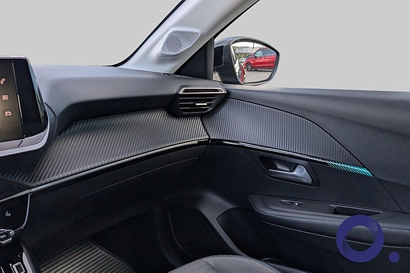 Peugeot e-208 19 of 19