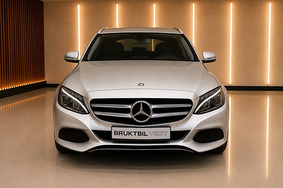 Mercedes-Benz C180 2 of 19