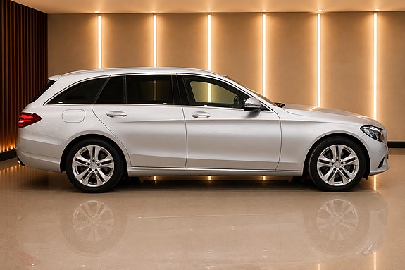 Mercedes-Benz C180 8 of 19