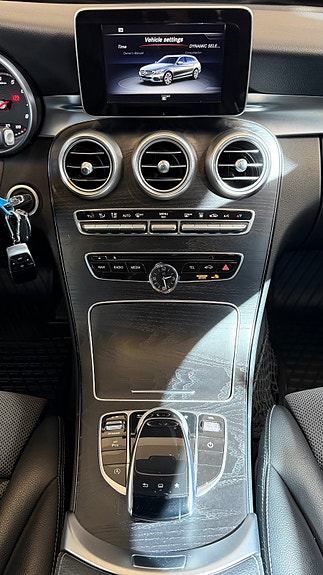 Mercedes-Benz C180 12 of 19