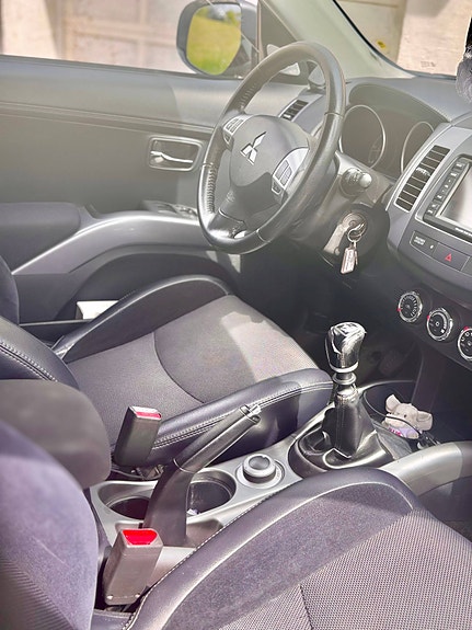 Mitsubishi Outlander 9 of 21