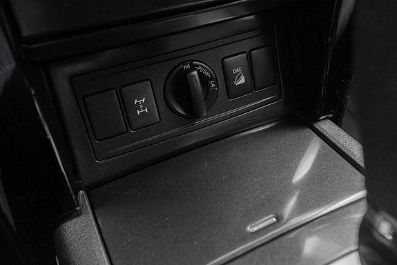 Toyota Land Cruiser 21 of 24
