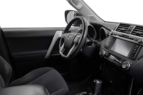 Toyota Land Cruiser 24 of 24