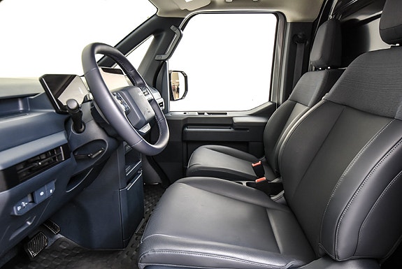 Kia PV5 13 of 27