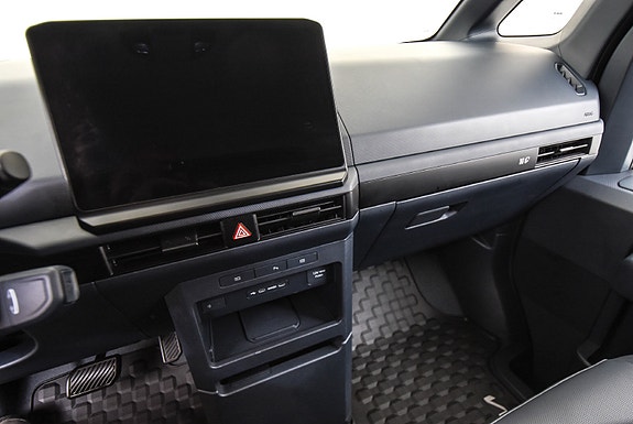 Kia PV5 15 of 27
