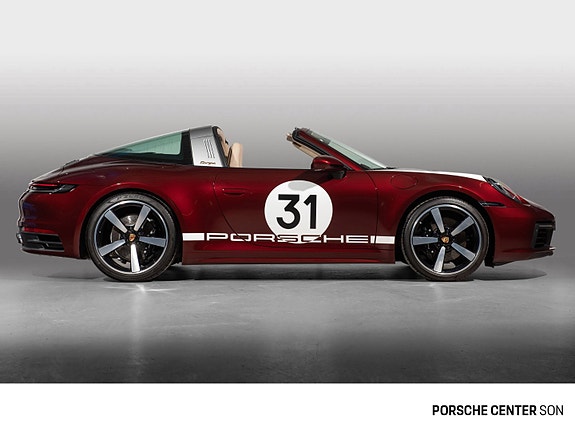 Porsche 911 18 of 30