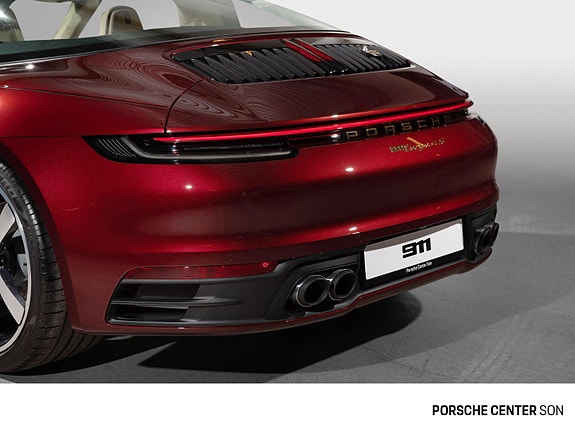 Porsche 911 12 of 30