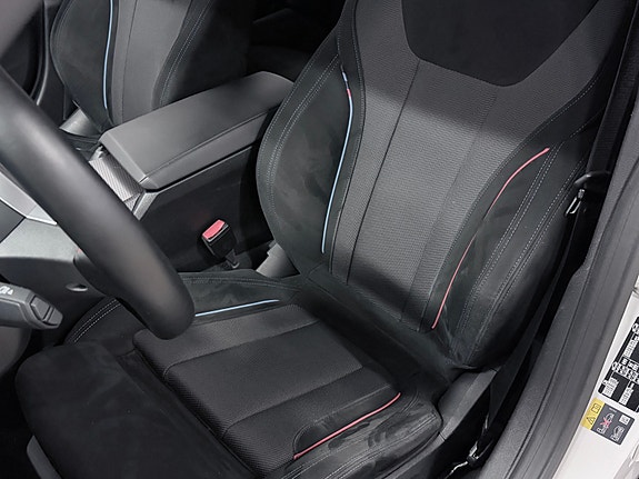 BMW i4 18 of 30