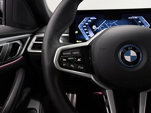 BMW i4 24 of 30