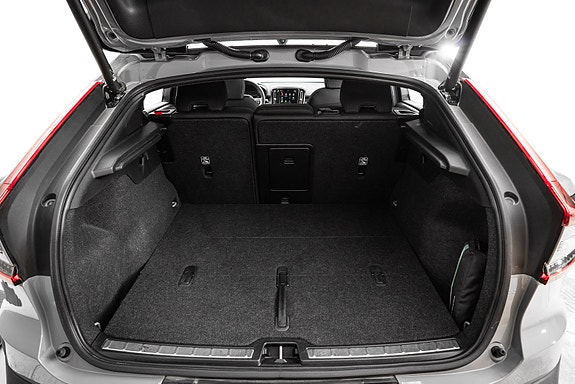 Volvo C40 25 of 26