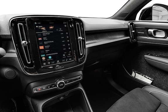 Volvo C40 11 of 26