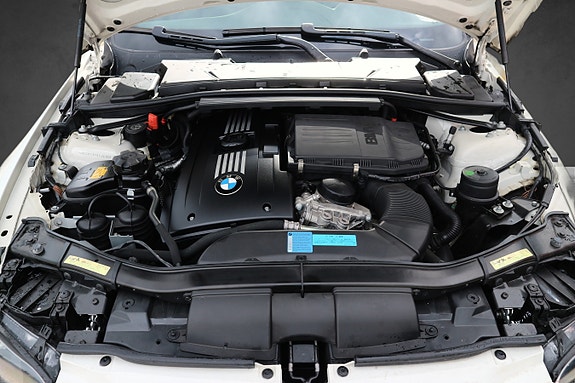 BMW 335i 18 of 18
