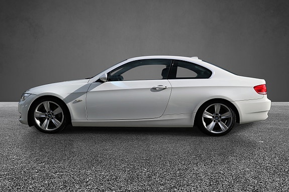 BMW 335i 8 of 18